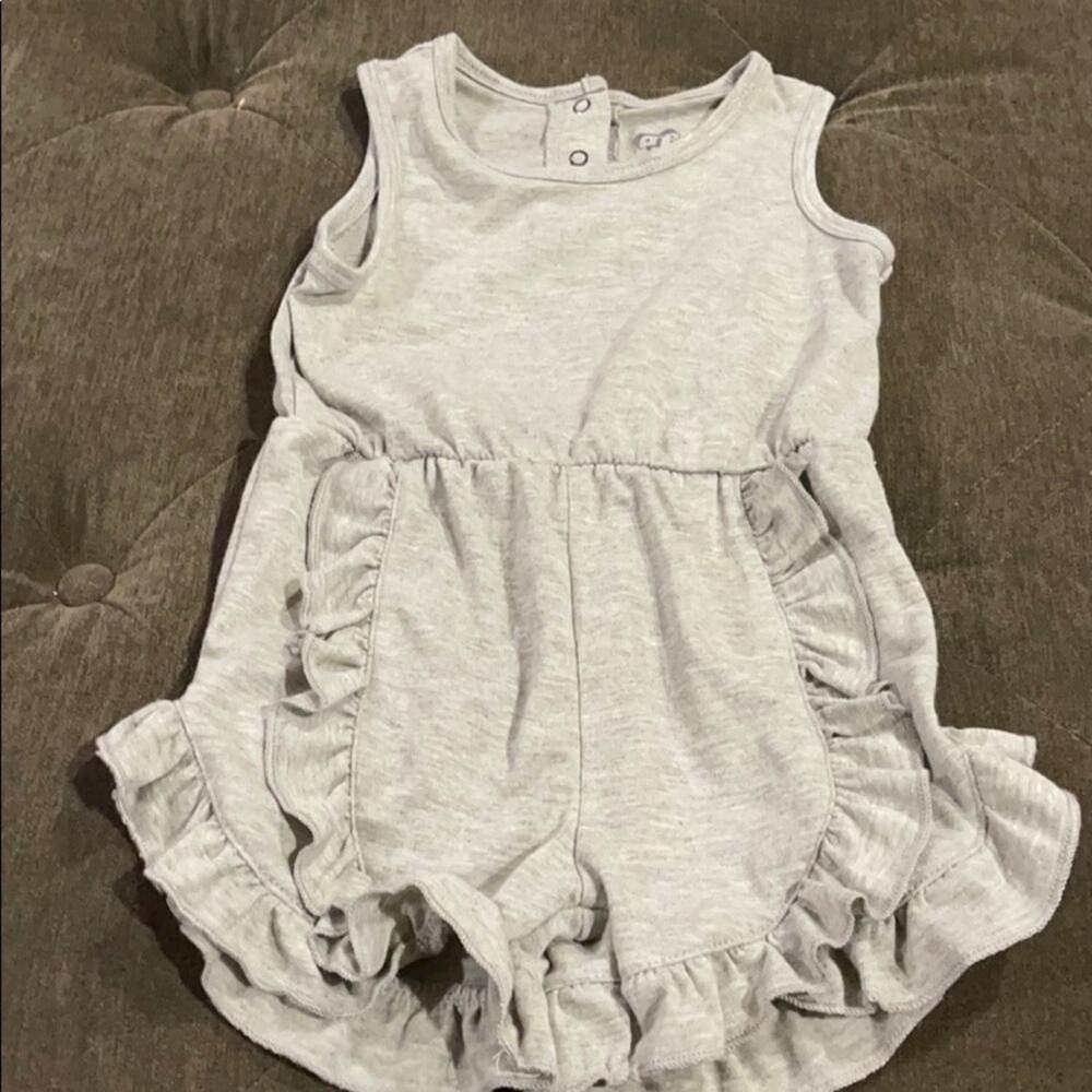 Afton street ruffle romper 18 m